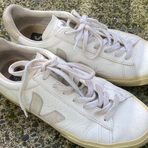 Size 10 - VEJA Campo Chromefree Leather White Natural W